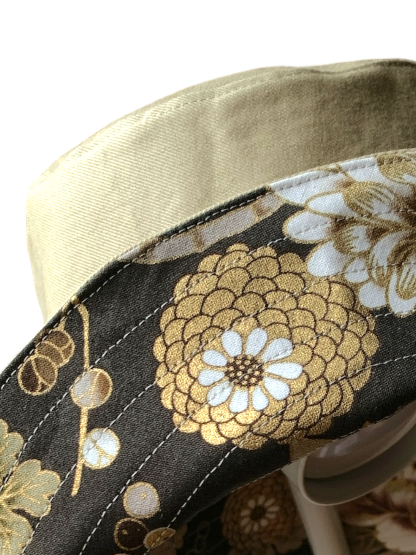 Cappello Fiori Jap marrone